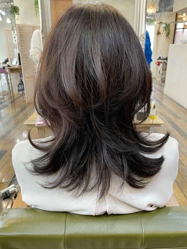 A jellyfish haircut is an example of a style with more structure; it requires styling the top half differently than the bottom half.